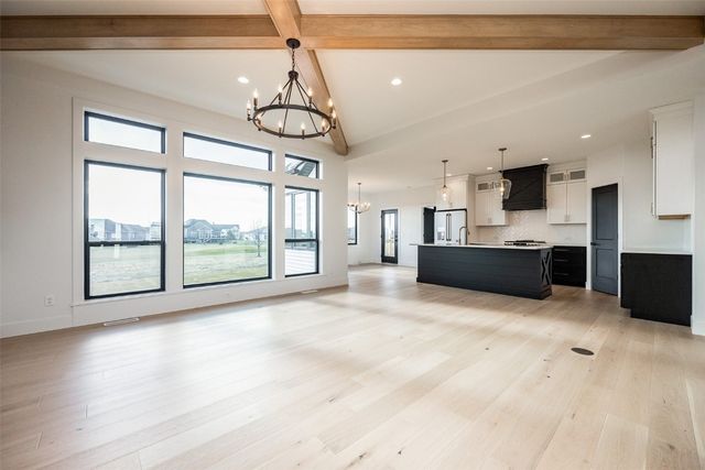 1080 Everdeen Court, Marion, IA 52302