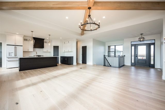 1080 Everdeen Court, Marion, IA 52302