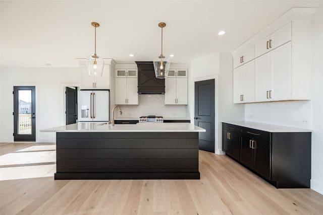 1080 Everdeen Court, Marion, IA 52302