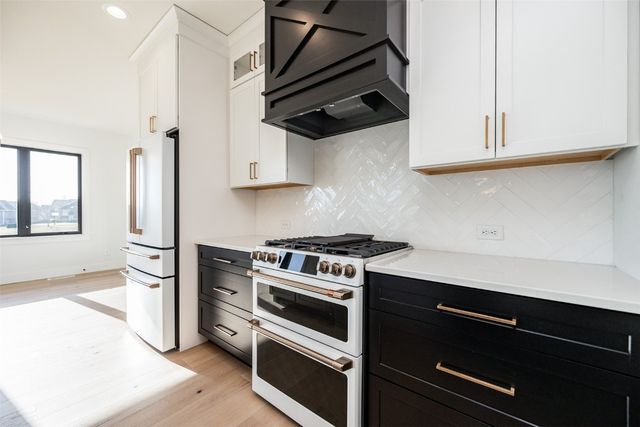 1080 Everdeen Court, Marion, IA 52302