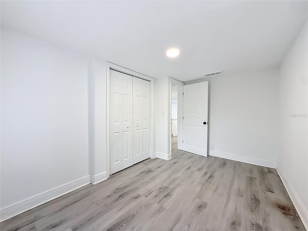 Image 24 of property listing at 8414 N 20TH STREET, Tampa, FL 33604