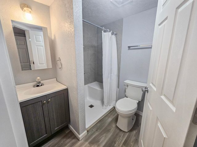 606 W Main Street, Marshall, MN 56258