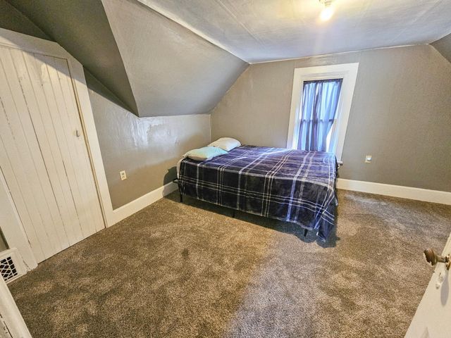 606 W Main Street, Marshall, MN 56258