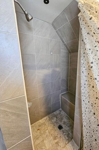 606 W Main Street, Marshall, MN 56258