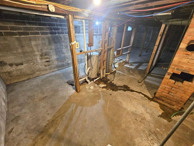 606 W Main Street, Marshall, MN 56258