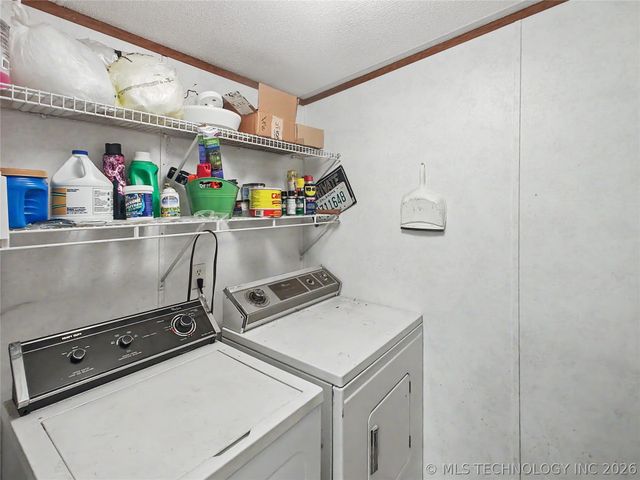 35999 S Arrowhead Drive, Park Hill, OK 74451