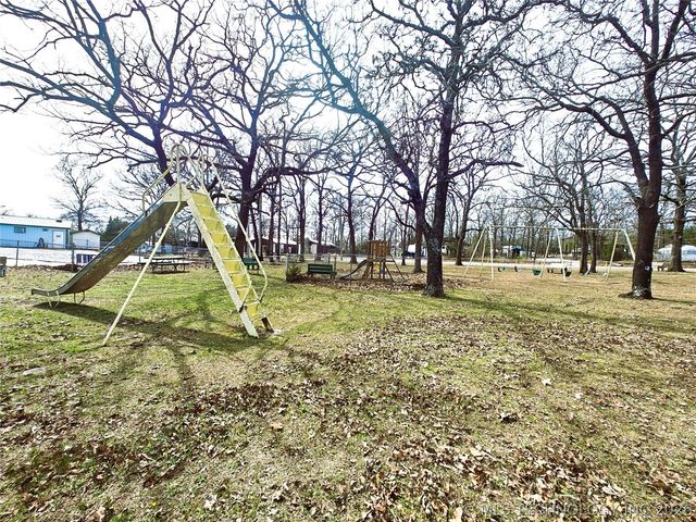 35999 S Arrowhead Drive, Park Hill, OK 74451