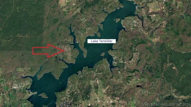 35999 S Arrowhead Drive, Park Hill, OK 74451