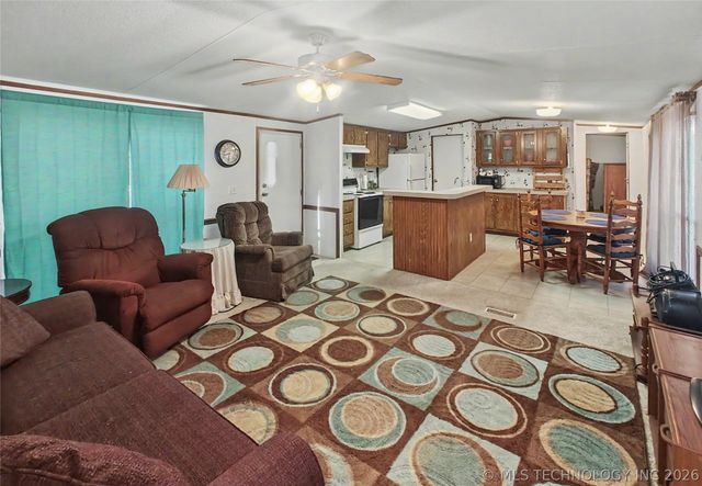 35999 S Arrowhead Drive, Park Hill, OK 74451