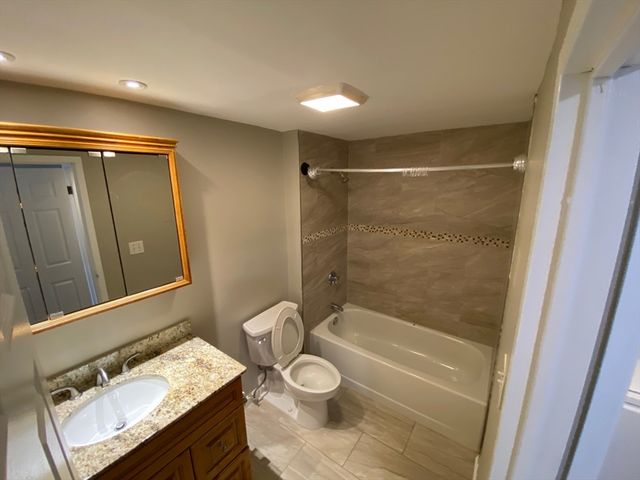 757 Highland Avenue 219N, Needham, MA 02494