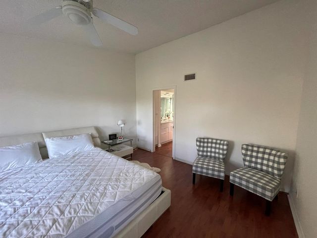 7473 Glendevon Lane 407, Delray Beach, FL 33446