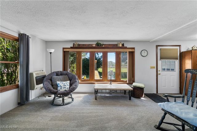 6960 Middlebranch Avenue, North Canton, OH 44721