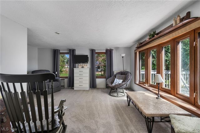 6960 Middlebranch Avenue, North Canton, OH 44721