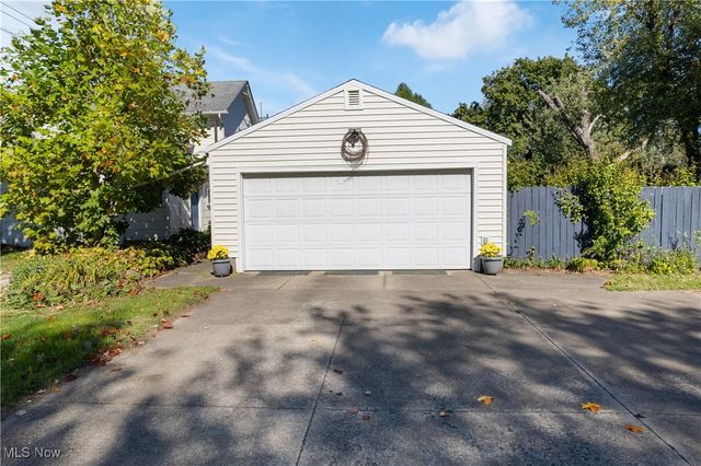 6960 Middlebranch Avenue, North Canton, OH 44721