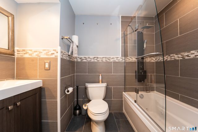 160 Rock Rimmon Road, Stamford, CT 06903