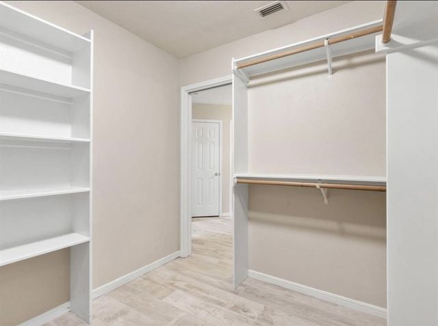 5313 Mission Circle, De Cordova, TX 76049