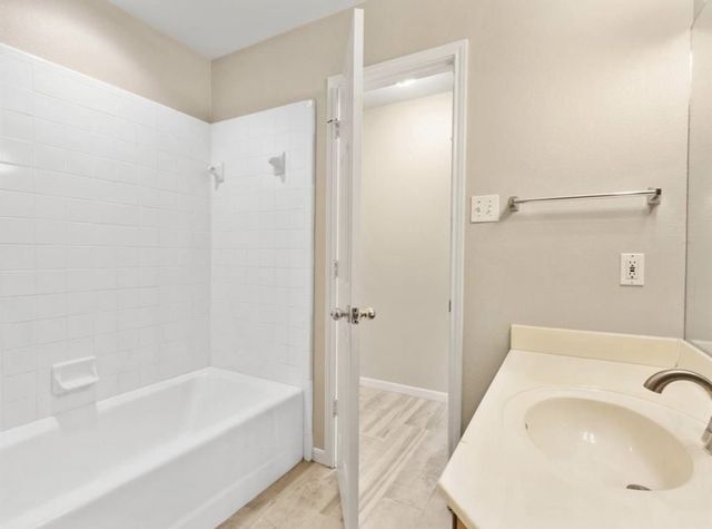 5313 Mission Circle, De Cordova, TX 76049