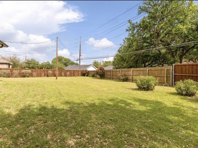 5313 Mission Circle, De Cordova, TX 76049