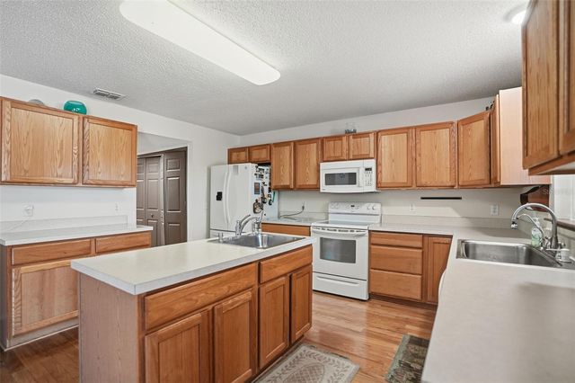 2069 FINLAND DRIVE, Spring Hill, FL 34609