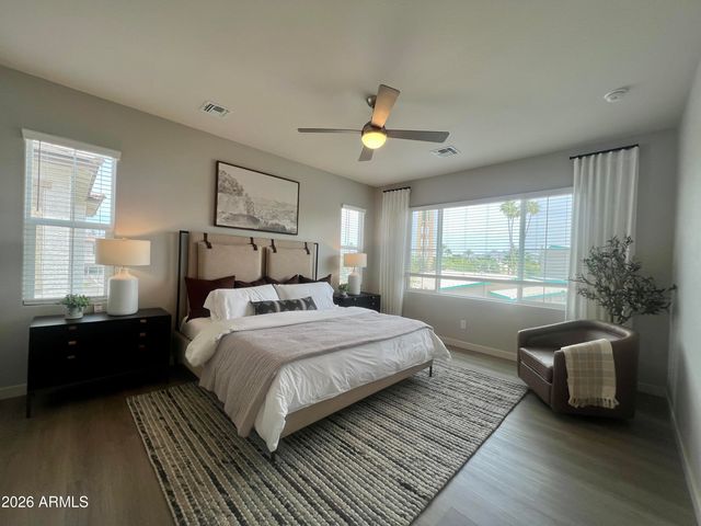 6529 N 15TH Drive, Phoenix, AZ 85015