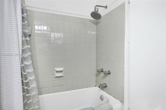 4401 SW 16th St, Miami, FL 33134