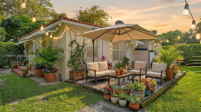 4401 SW 16th St, Miami, FL 33134