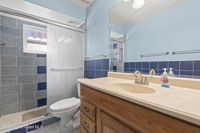 533 Castana Avenue SE, Palm Bay, FL 32909