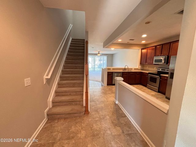 11292 CAMPFIELD Circle, Jacksonville, FL 32256