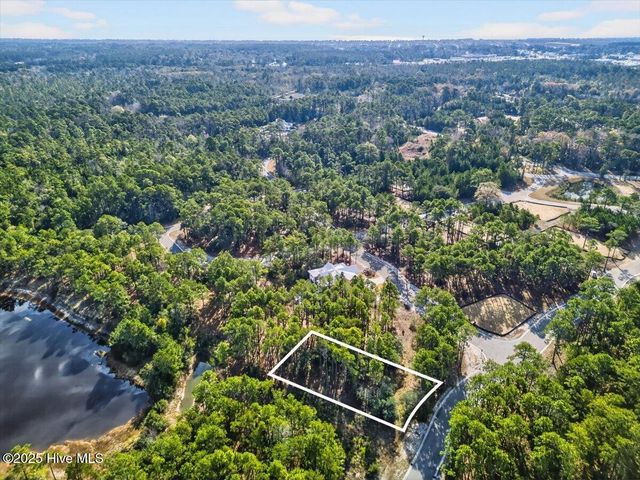 1528 St Vincent Drive SW, Shallotte, NC 28470