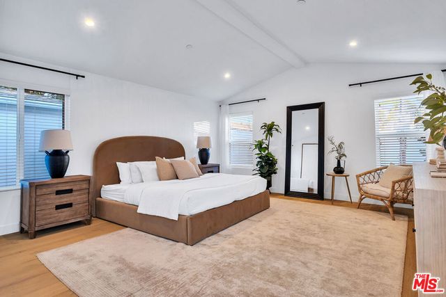 7832 Croydon Avenue, Los Angeles, CA 90045