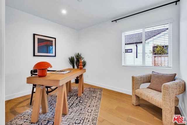 7832 Croydon Avenue, Los Angeles, CA 90045