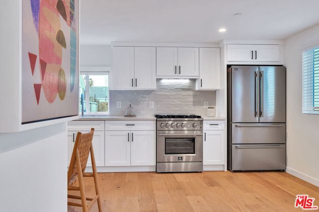 7832 Croydon Avenue, Los Angeles, CA 90045