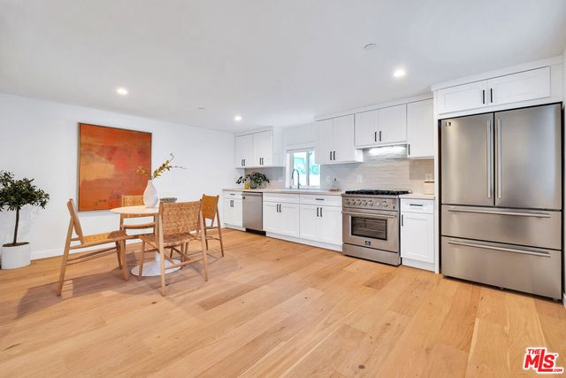 7832 Croydon Avenue, Los Angeles, CA 90045