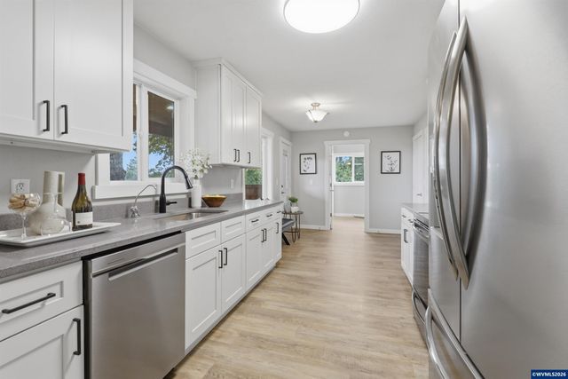 2239 Steiwer Rd, Jefferson, OR 97352