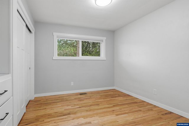 2239 Steiwer Rd, Jefferson, OR 97352