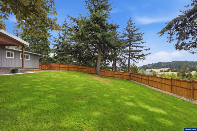 2239 Steiwer Rd, Jefferson, OR 97352