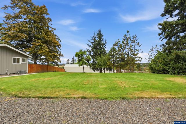 2239 Steiwer Rd, Jefferson, OR 97352