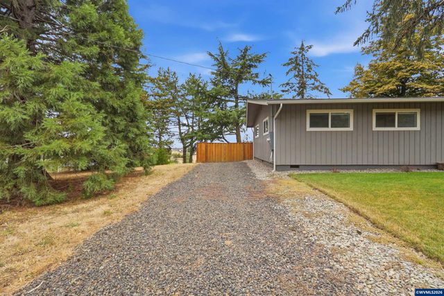2239 Steiwer Rd, Jefferson, OR 97352