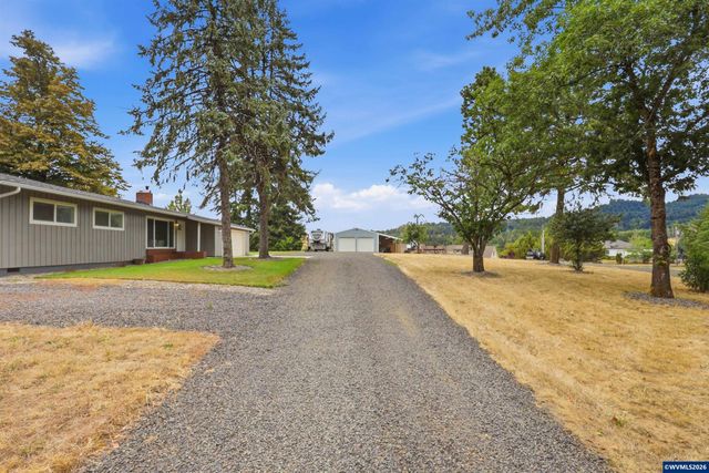 2239 Steiwer Rd, Jefferson, OR 97352
