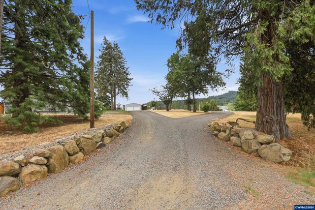 2239 Steiwer Rd, Jefferson, OR 97352