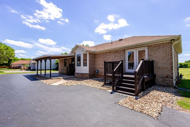 2932 Midland Rd, Shelbyville, TN 37160