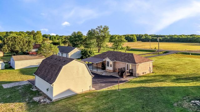 2932 Midland Rd, Shelbyville, TN 37160