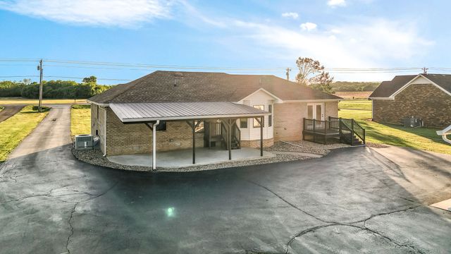 2932 Midland Rd, Shelbyville, TN 37160