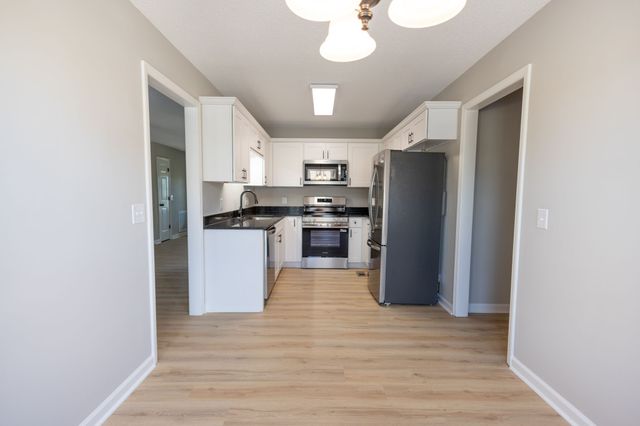 2932 Midland Rd, Shelbyville, TN 37160