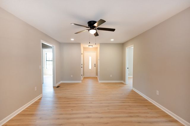 2932 Midland Rd, Shelbyville, TN 37160