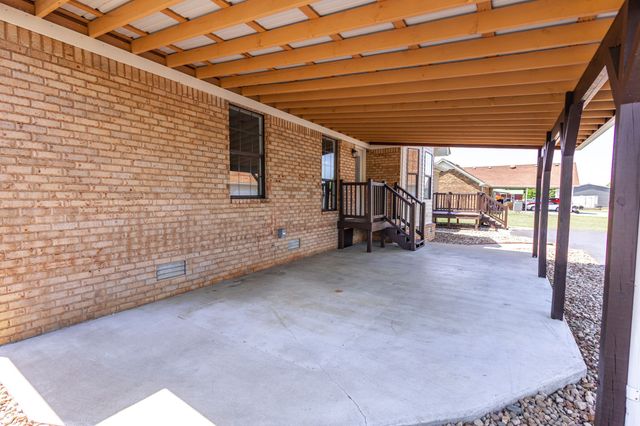 2932 Midland Rd, Shelbyville, TN 37160