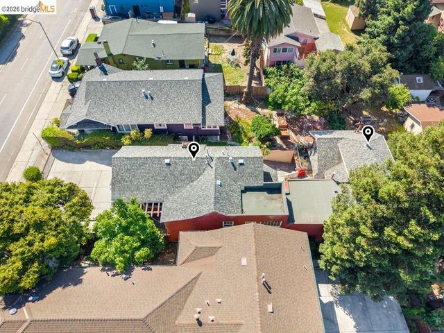 1251 Macarthur Blvd, Oakland, CA 94610