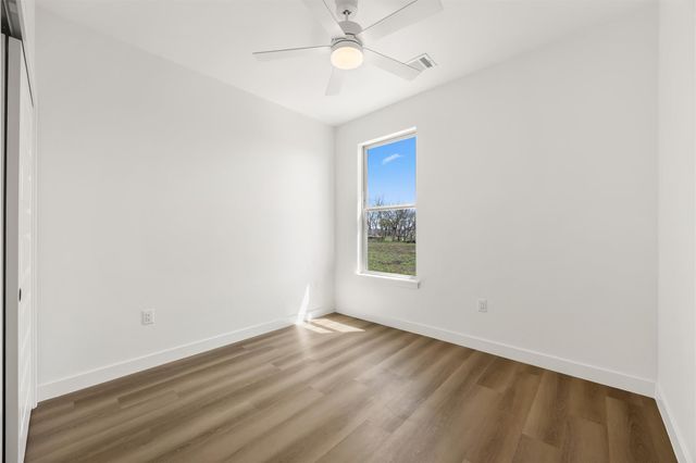 260 Amaranta LN, Dale, TX 78616