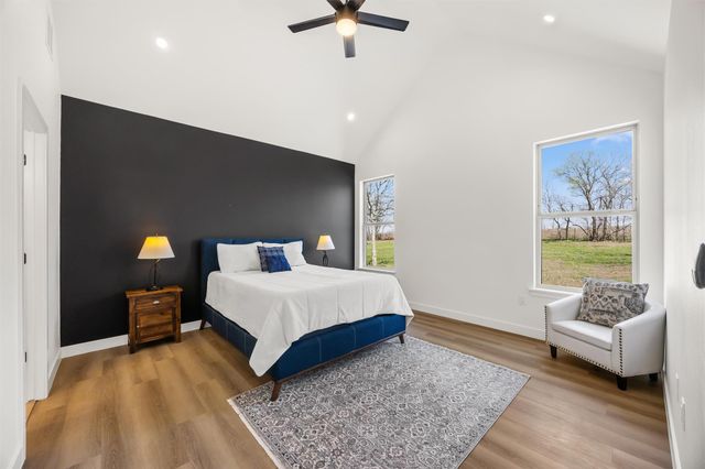260 Amaranta LN, Dale, TX 78616
