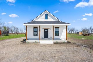 260 Amaranta LN, Dale, TX 78616